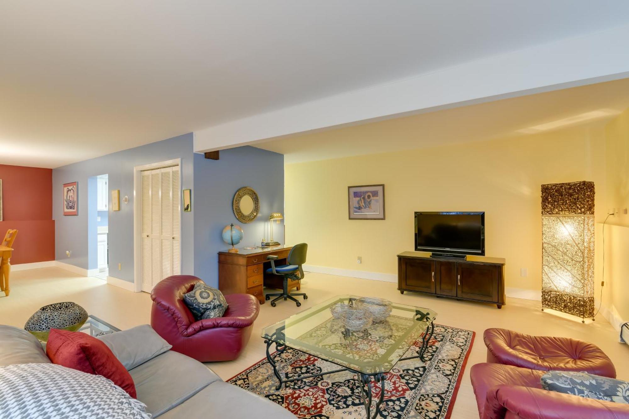 Anchorage Vacation Rental Near Coastal Trail! Exterior photo